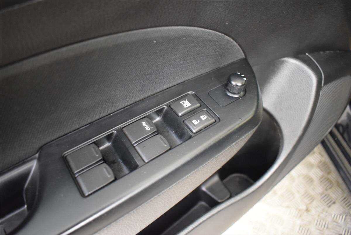 Suzuki Swift Hatchback 1,2 l 69 kw