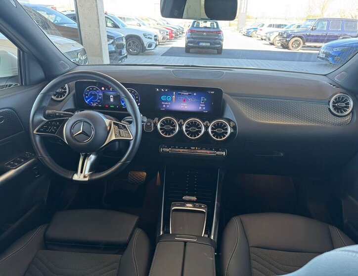 Mercedes-Benz EQA SUV / Terénní 0,0 140 kw