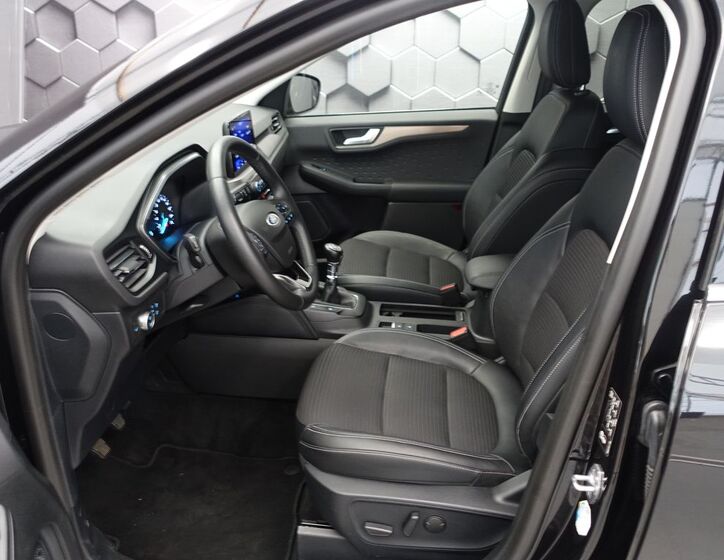 Ford Kuga 26