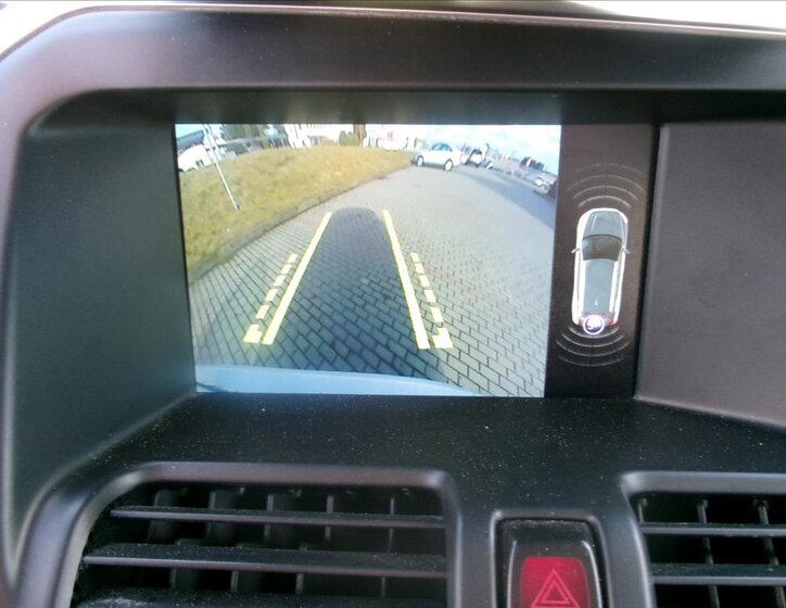 Volvo XC60 SUV 2,4 l 133 kw