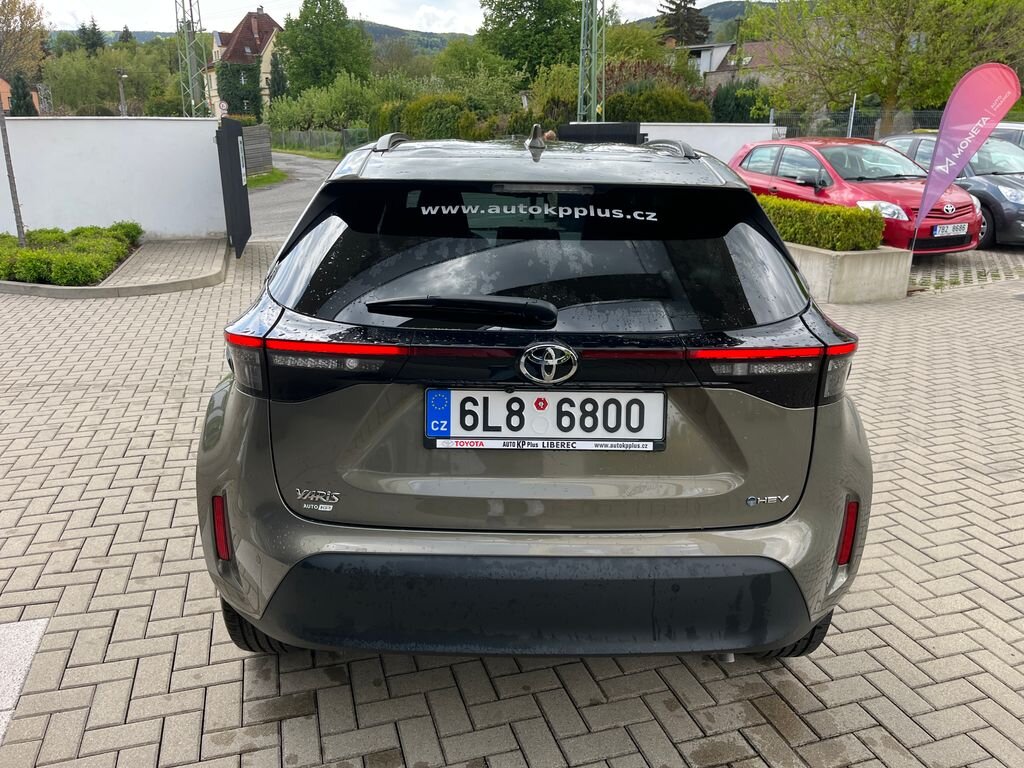 Toyota Yaris Cross SUV / Terénní 1,5 l 68 kw