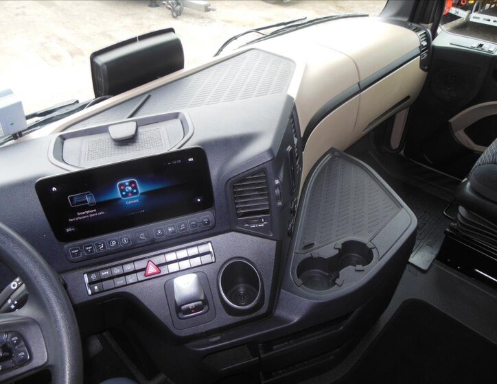 Mercedes-Benz Ostatní 21