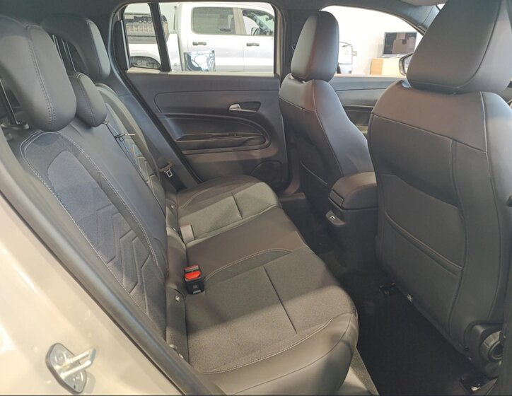 Jeep Avenger SUV 1,2 l 81 kw