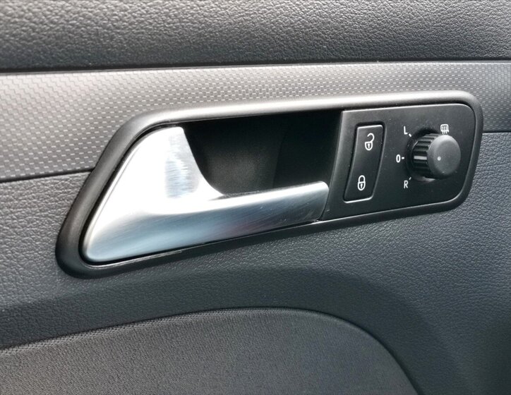 Volkswagen Caddy Pick-up 1,6 l 75 kw