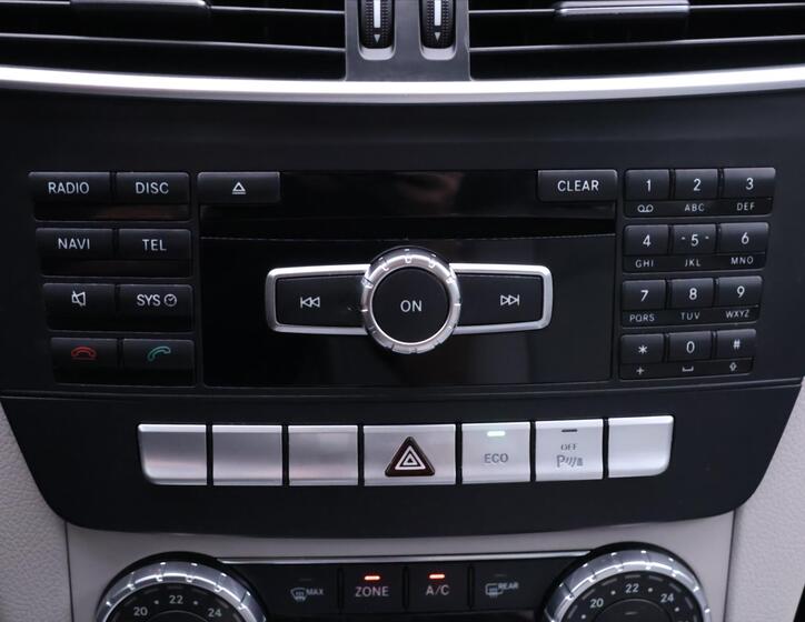 Mercedes-Benz Třídy C 25