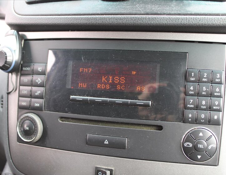 Mercedes-Benz Viano Kombi 2,1 l 110 kw