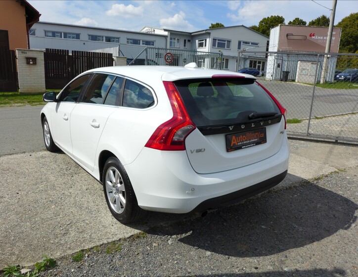 Volvo V60 8