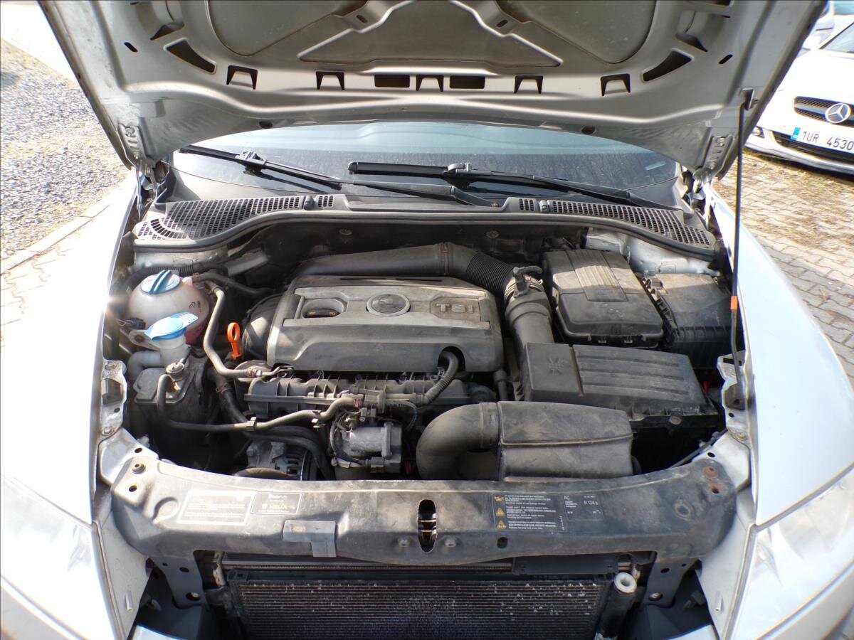 Škoda Octavia Sedan / Limuzína 1,8 l 118 kw