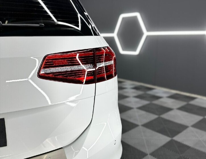 Volkswagen Passat Kombi 0,0 0