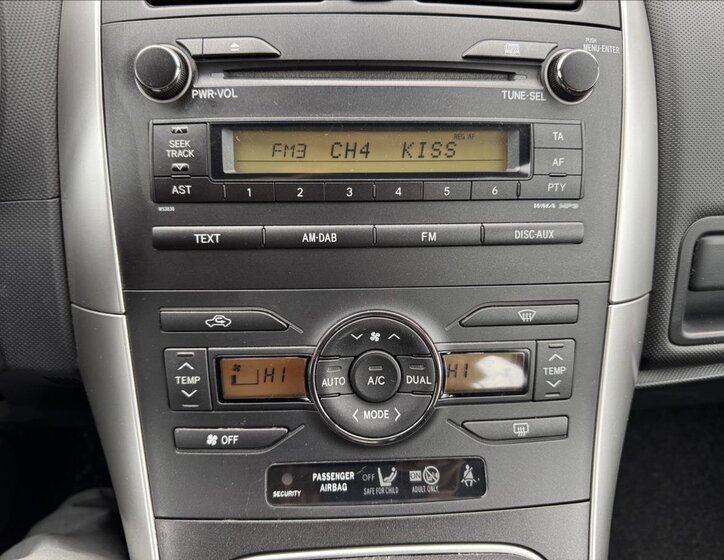 Toyota Auris Hatchback 1,6 l 97 kw