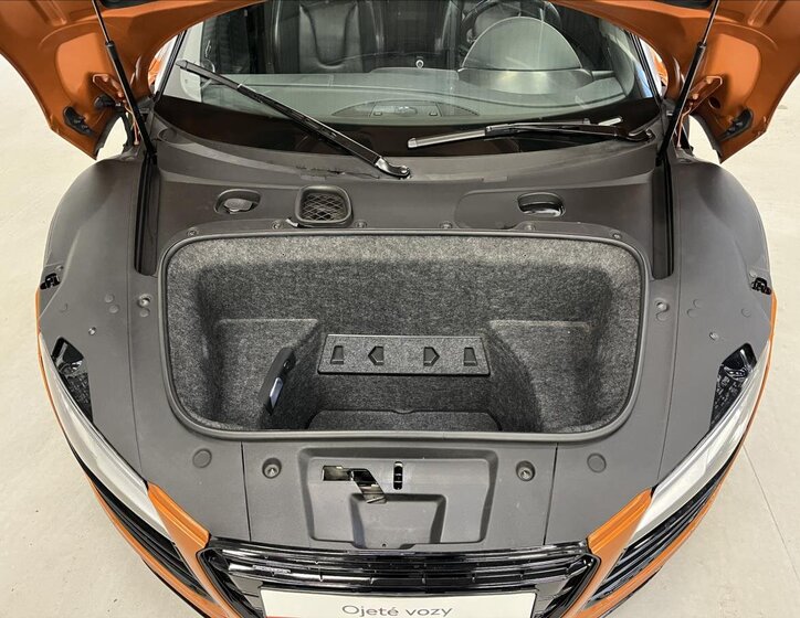 Audi R8 Kabriolet 5,2 l 386 kw