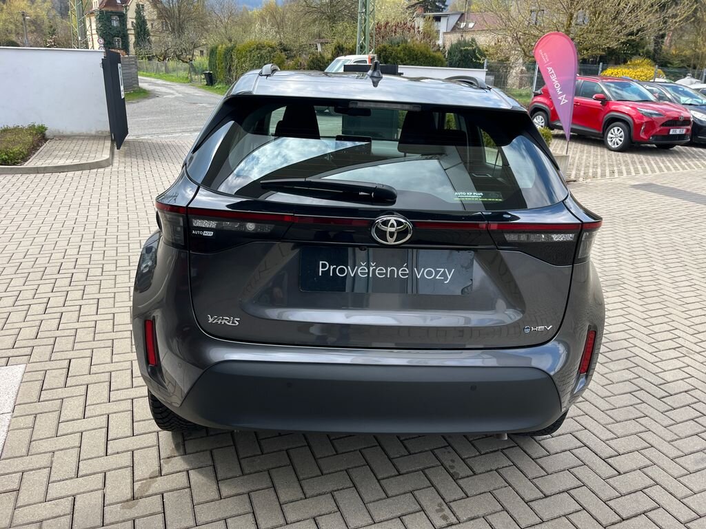 Toyota Yaris Cross SUV / Terénní 1,5 l 68 kw