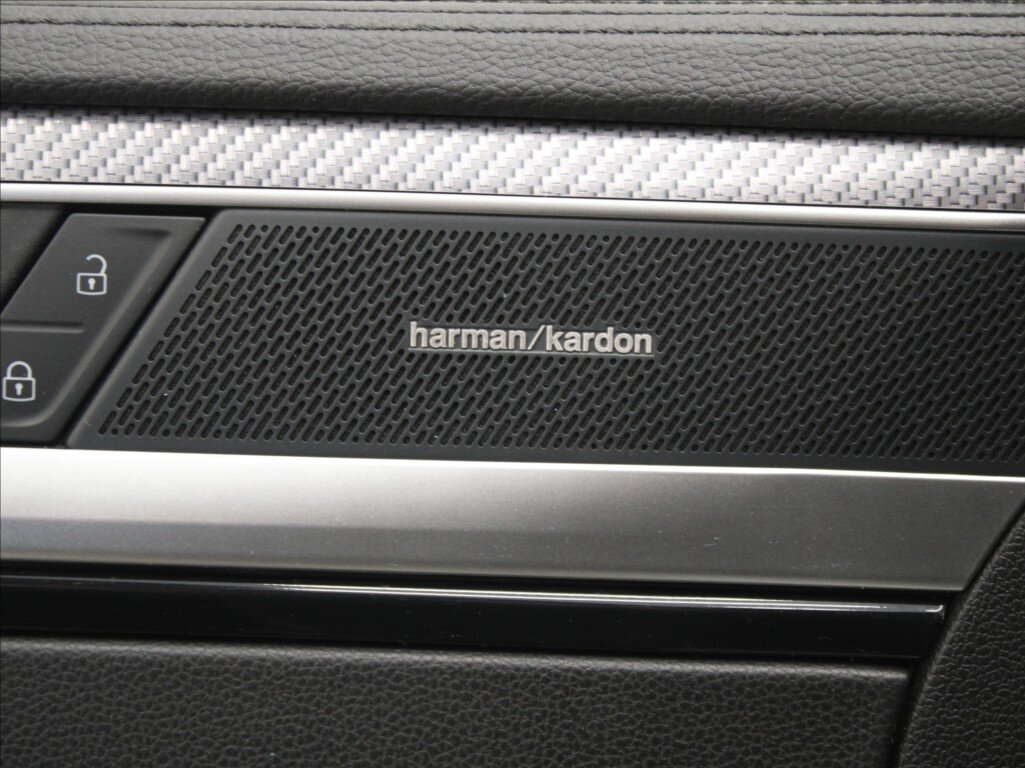 Volkswagen Arteon Liftback 2,0 l 206 kw