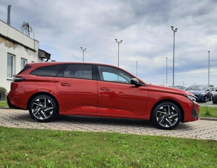 Peugeot 308 9