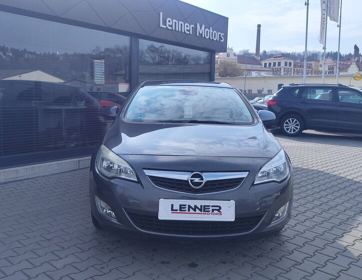 Opel Astra Hatchback 1,4 l 74 kw