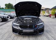 BMW M5 9
