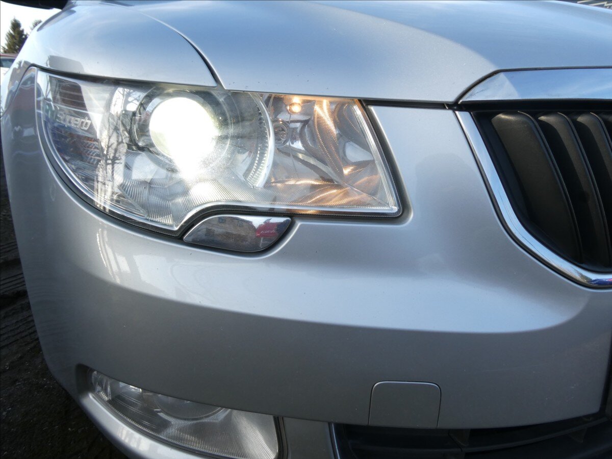 Škoda Superb Kombi 2,0 l 125 kw