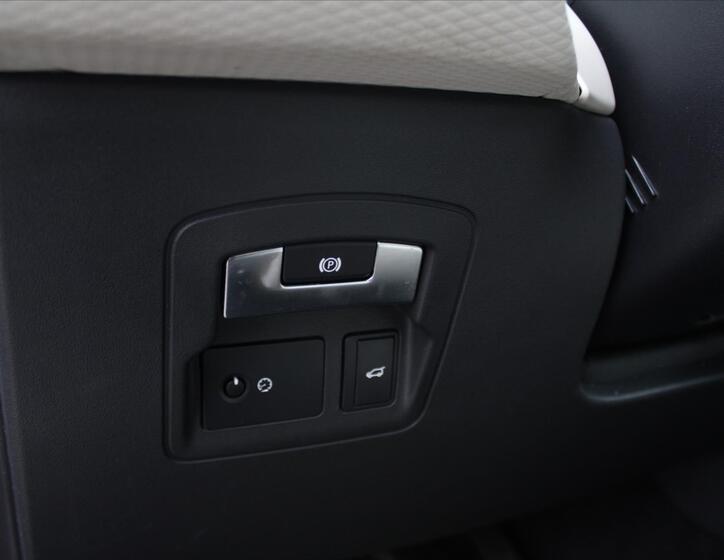 Land Rover Range Rover Velar 27