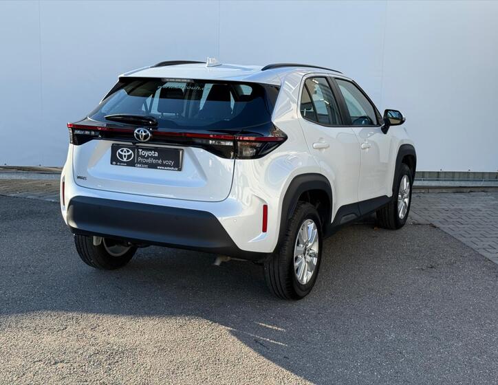 Toyota Yaris Cross 6