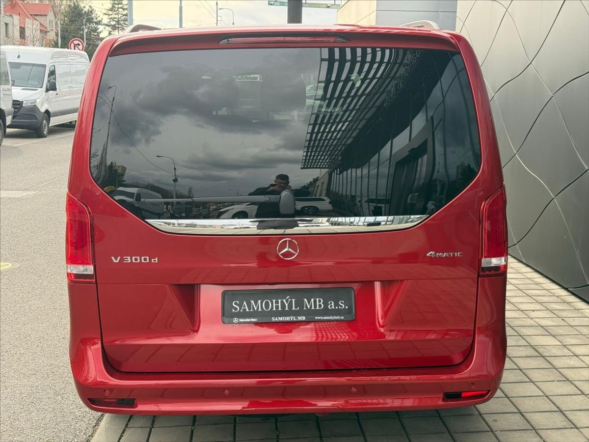 Mercedes-Benz Třídy V MPV 2,0 l 174 kw