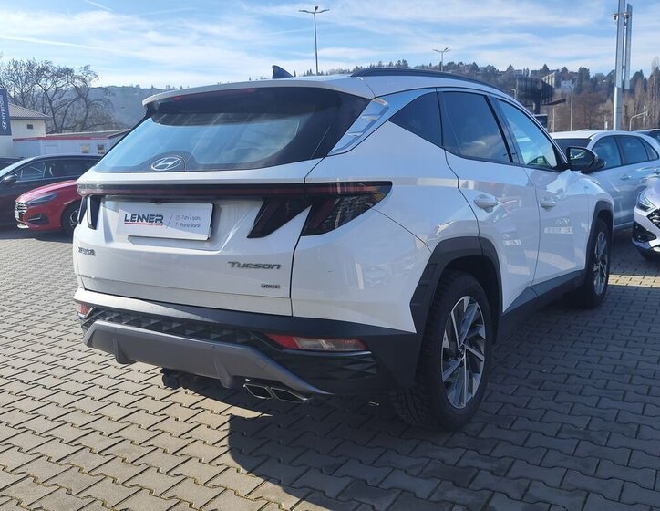 Hyundai Tucson SUV 1,6 l 100 kw