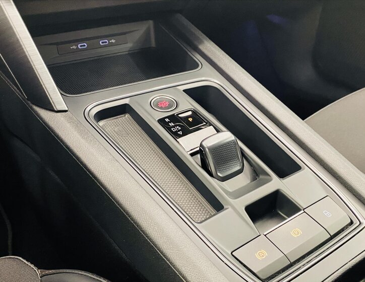 Cupra Formentor CUV / Crossover 1,5 l 110 kw