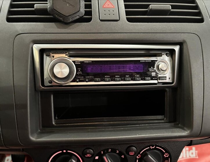 Suzuki Swift Hatchback 1,3 l 67 kw