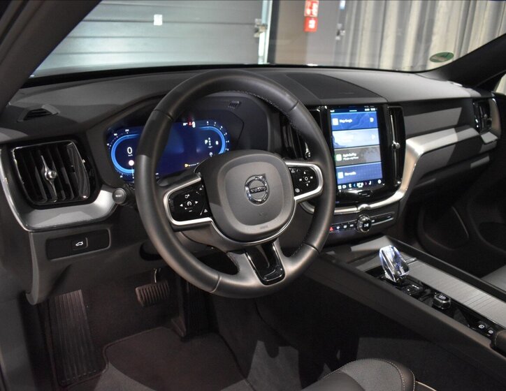 Volvo XC60 SUV / Terénní 2,0 l 184 kw