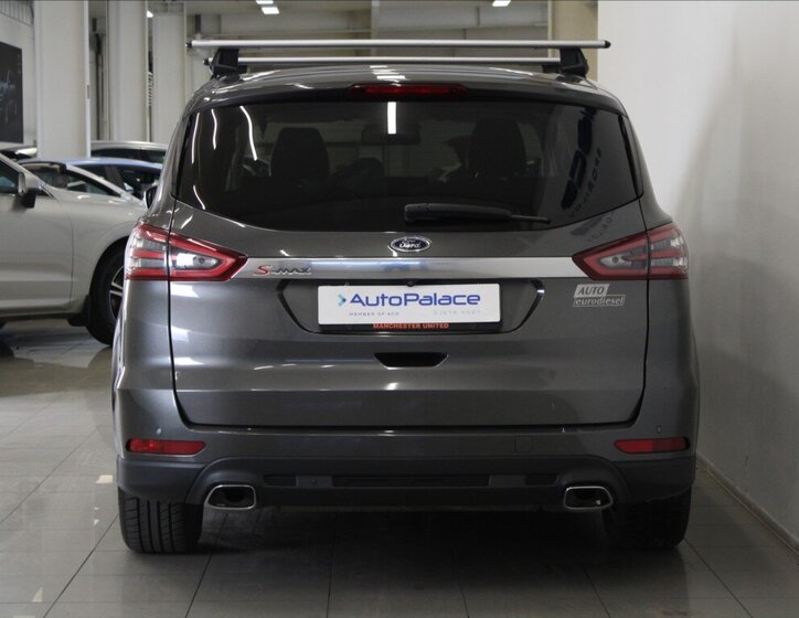 Ford S-MAX MPV 2,0 l 132 kw