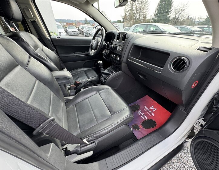 Jeep Compass SUV / Terénní 2,1 l 100 kw