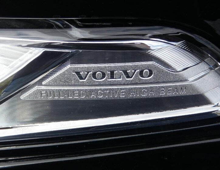 Volvo XC90 SUV / Terénní 2,0 l 173 kw