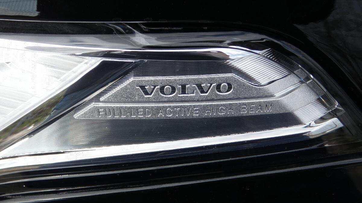 Volvo XC90 SUV / Terénní 2,0 l 173 kw