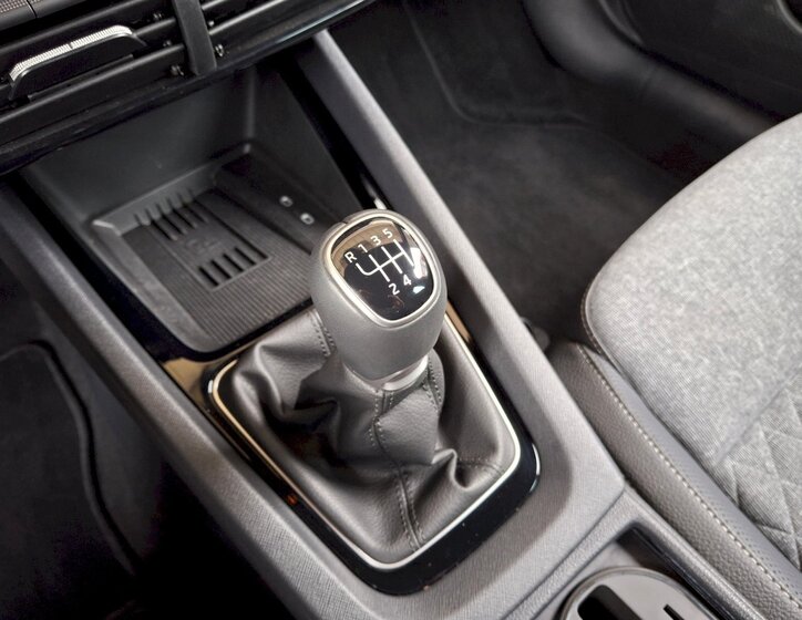 Škoda Octavia Sedan / Limuzína 1,5 l 110 kw