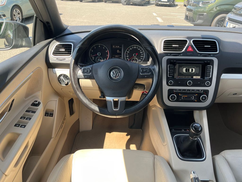 Volkswagen EOS