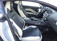 Aston Martin V8 Vantage Kupé 4,0 l 375 kw