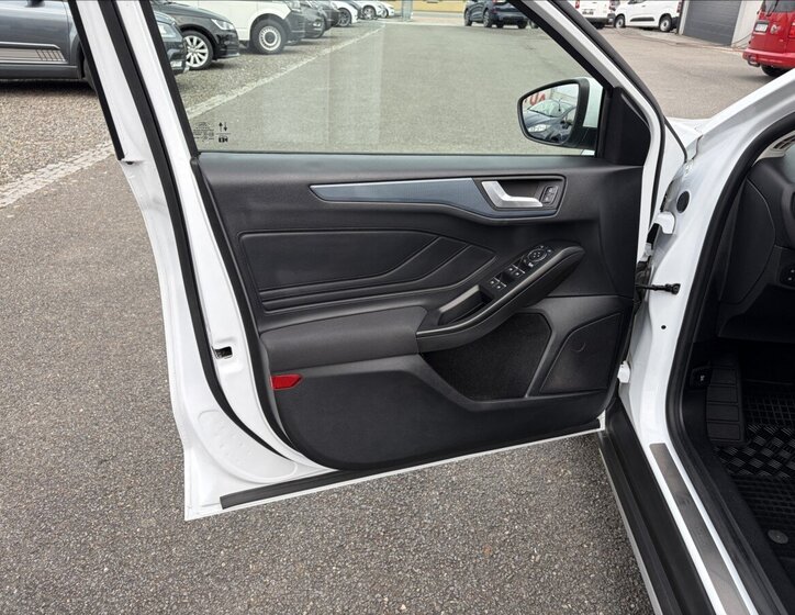 Ford Focus Kombi 1,5 l 110 kw