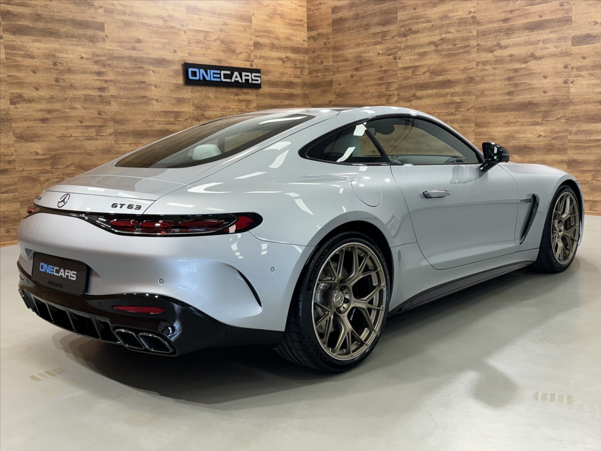 Mercedes-Benz AMG GT Kupé 4,0 l 430 kw