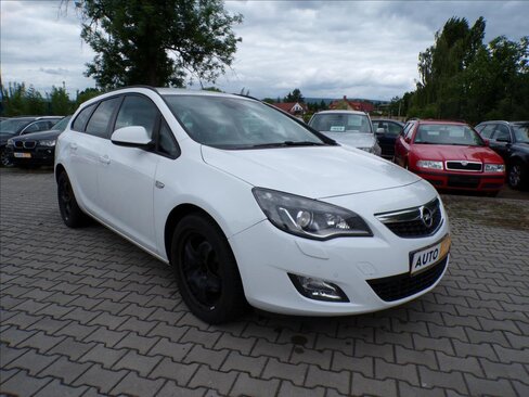 Opel Astra Kombi 1,7 l 96 kw