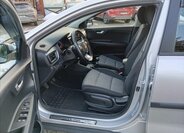KIA Stonic SUV 1,2 l 62 kw
