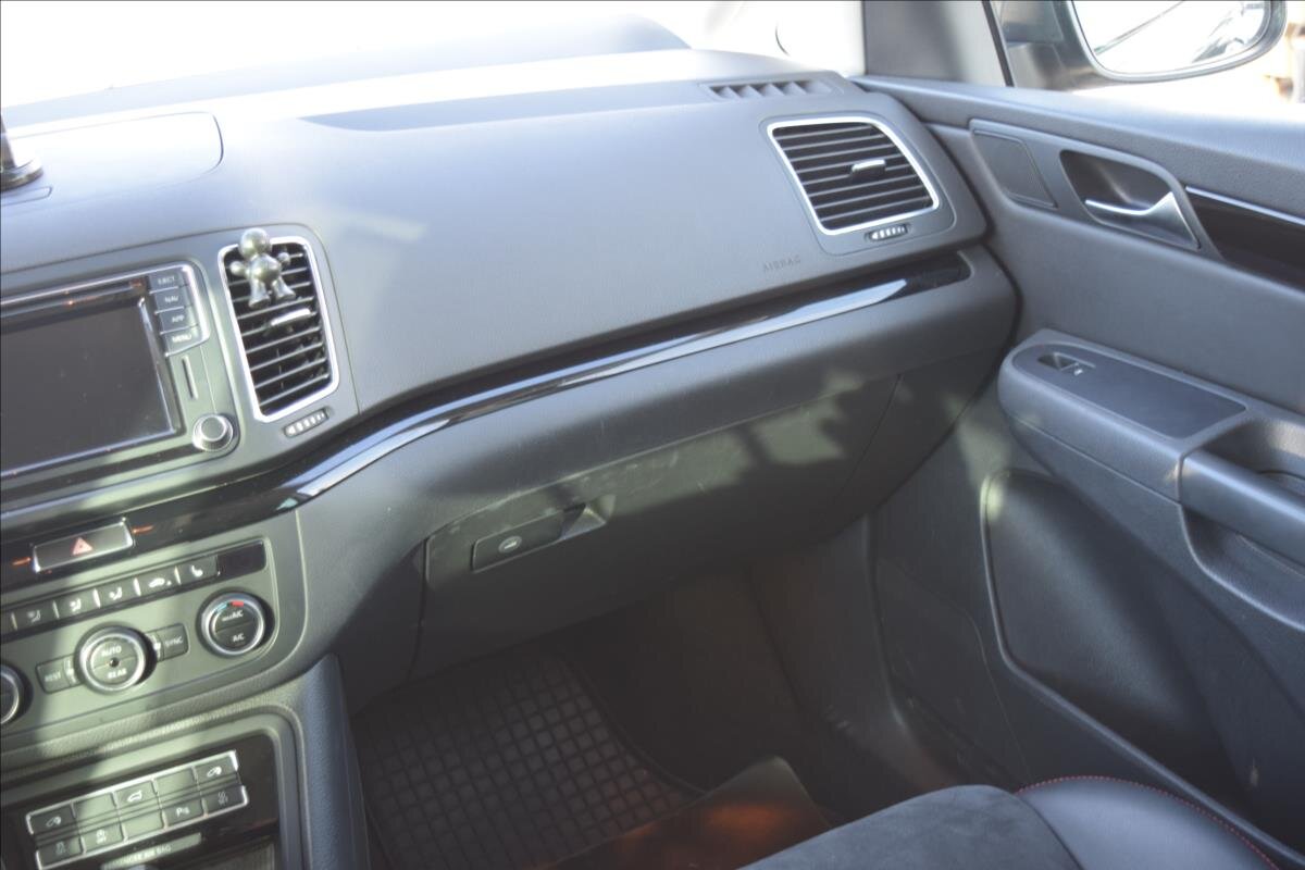 Seat Alhambra Kombi 2,0 l 135 kw