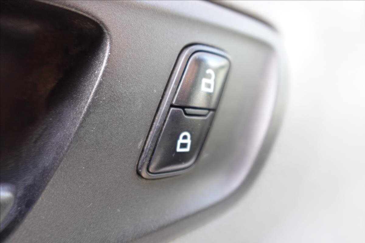 Ford Transit Ostatní 2,2 l 74 kw