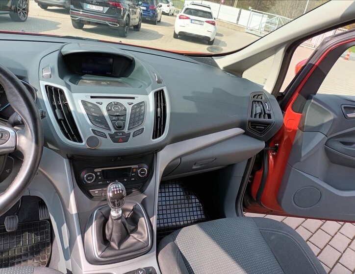 Ford Grand C-MAX MPV 2,0 l 103 kw
