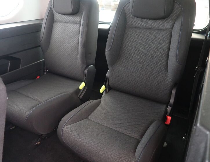 Peugeot Rifter MPV 1,5 l 96 kw