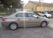 Peugeot 301 Sedan 1,6 l 73 kw