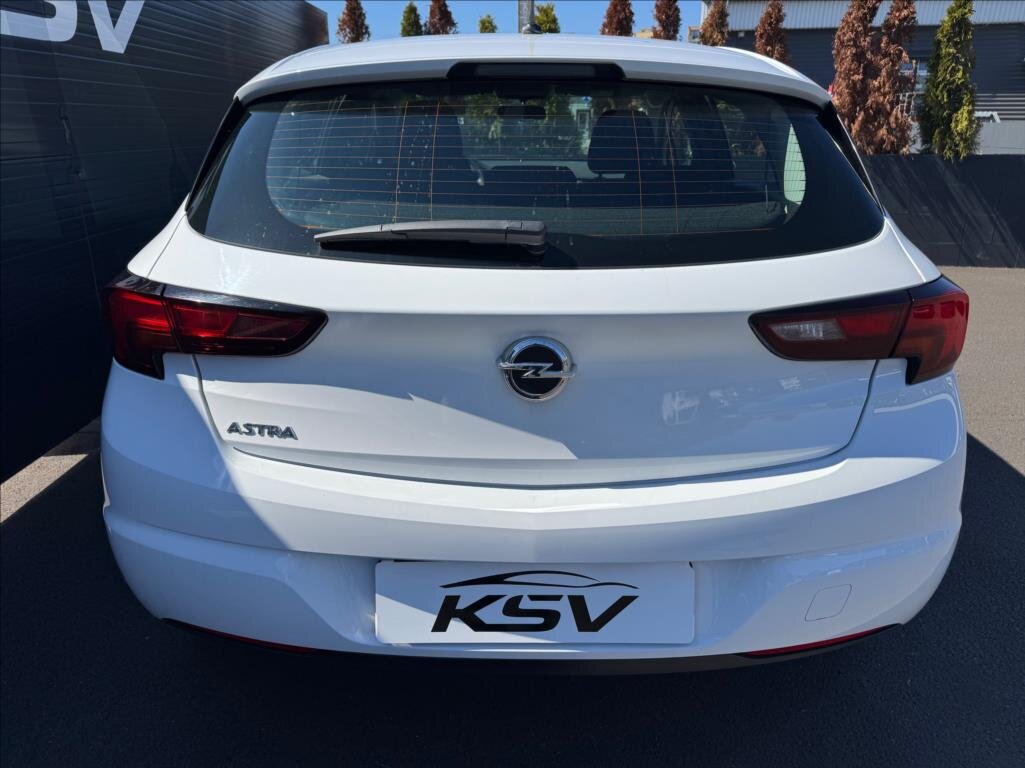 Opel Astra Hatchback 1,4 l 74 kw
