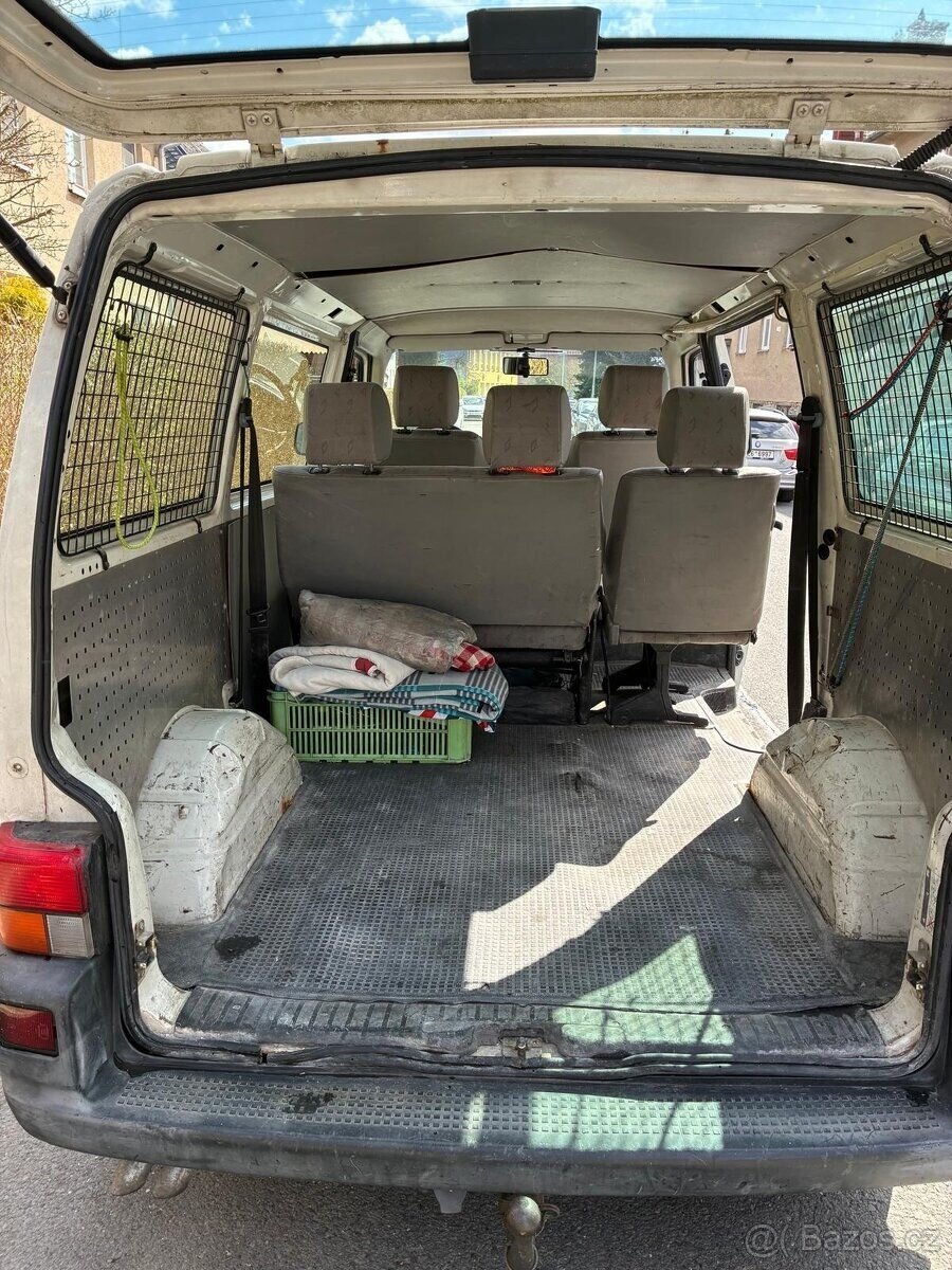 Volkswagen Transporter VAN / Minibus 0,0 65 kw