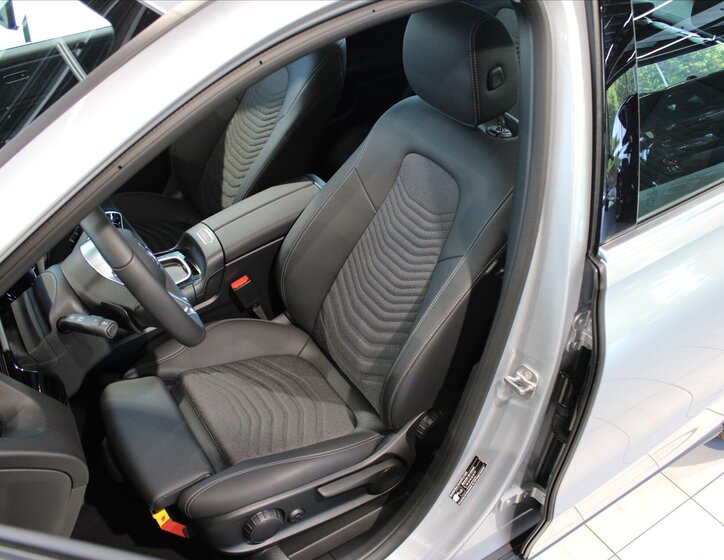 Mercedes-Benz Třídy B Hatchback 1,3 l 100 kw