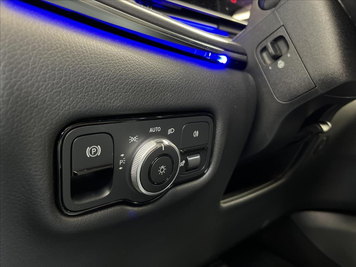 Mercedes-Benz Třídy V Kombi 2,0 l 174 kw