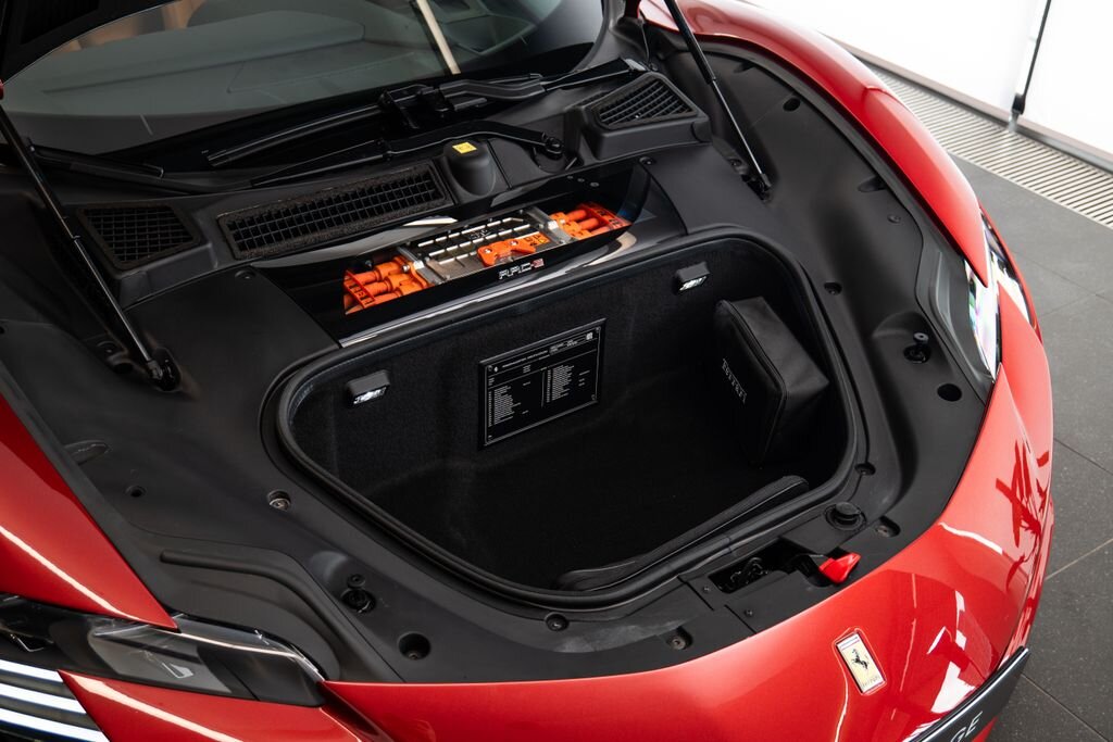 Ferrari SF90 Kabriolet 4,0 l 736 kw