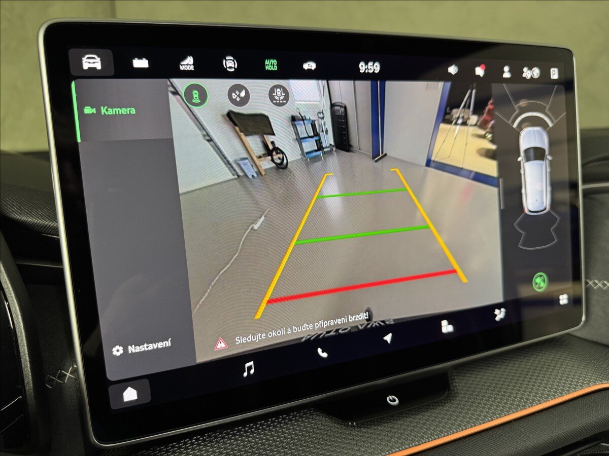 Škoda Kodiaq SUV / Terénní 1,5 l 150 kw